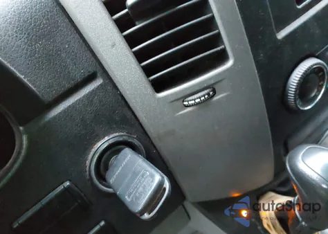 2013 Mercedes-Benz Sprinter 2500 High Roof из США, поврежденный, VIN WD3PE8CC2D5794085